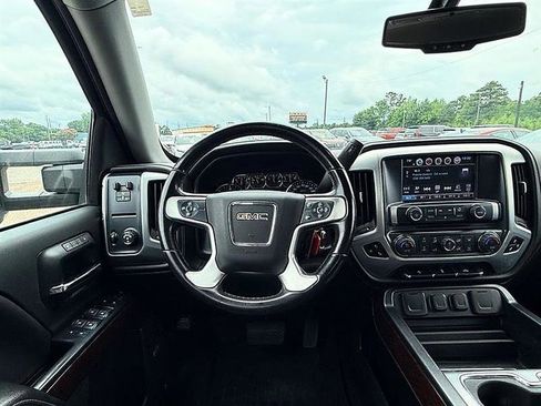 Used 2018 GMC Sierra 1500 SLT w/ SLT Premium Package RWD image 32