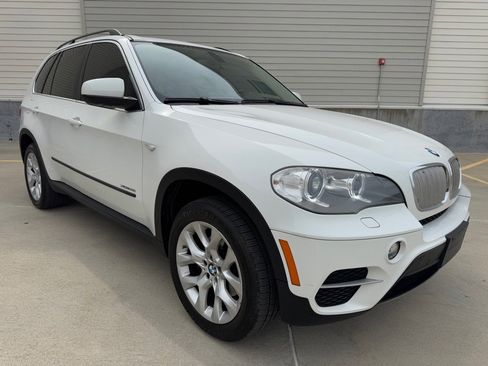 Used 2013 BMW X5 xDrive35i image 1