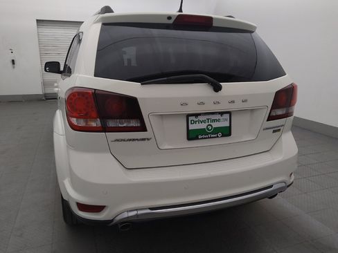 Used 2018 Dodge Journey Crossroad w/ Nav & Sun Group FWD image 6