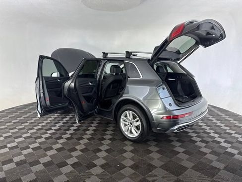 Used 2023 Audi Q5 2.0T Premium w/ Convenience Package AWD/4WD image 21