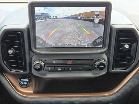 Used 2024 Ford Bronco Sport Outer Banks w/ Tech Package AWD/4WD image 19