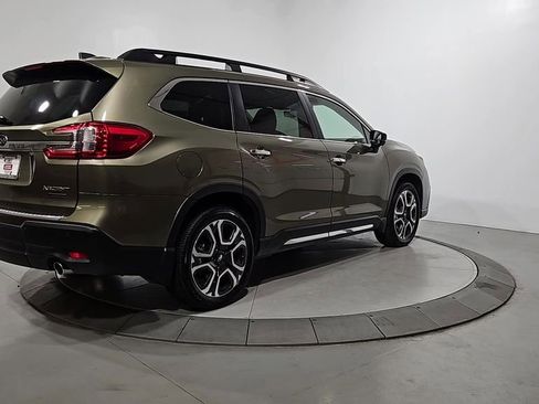 Certified 2025 Subaru Ascent Touring AWD/4WD image 5