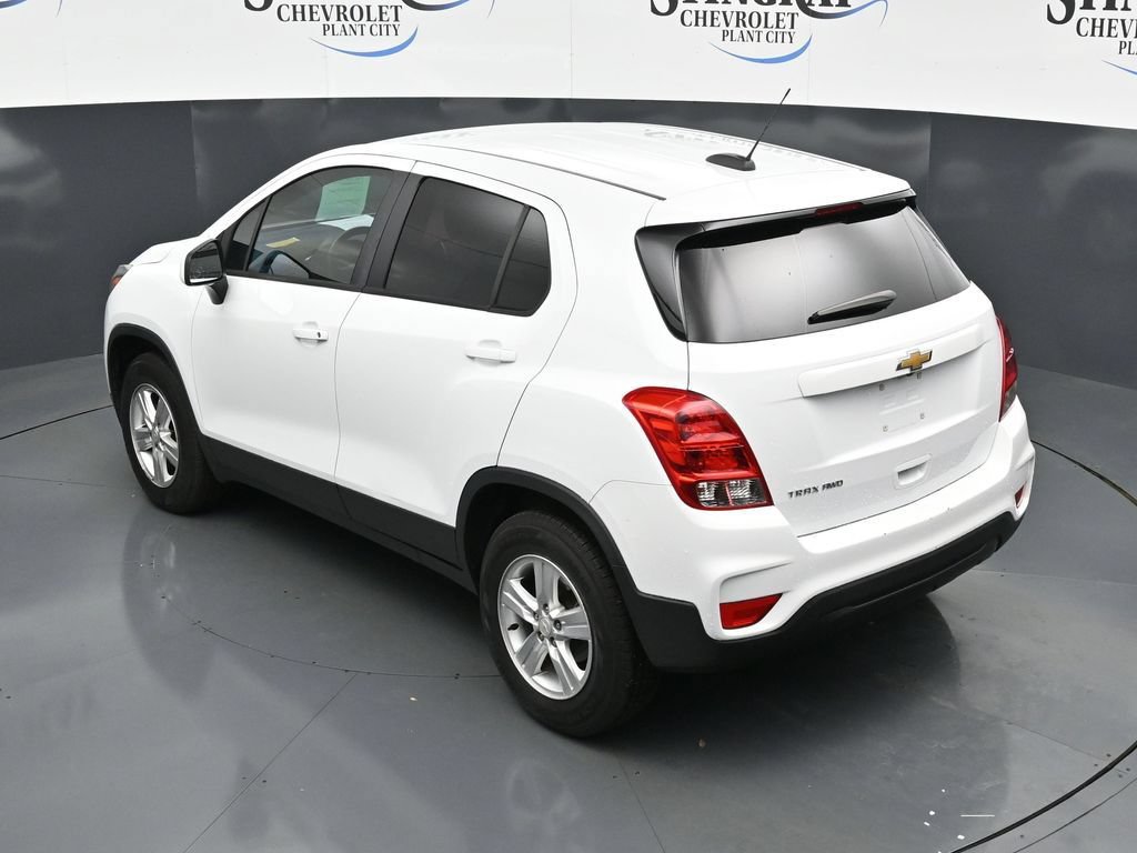 Certified 2022 Chevrolet Trax LS w/ Tint and Cruise Package AWD/4WD image 22