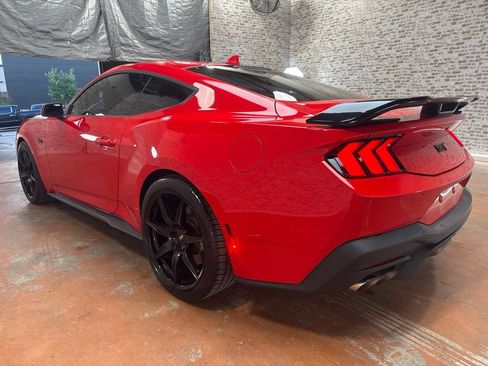 Used 2024 Ford Mustang GT RWD image 5