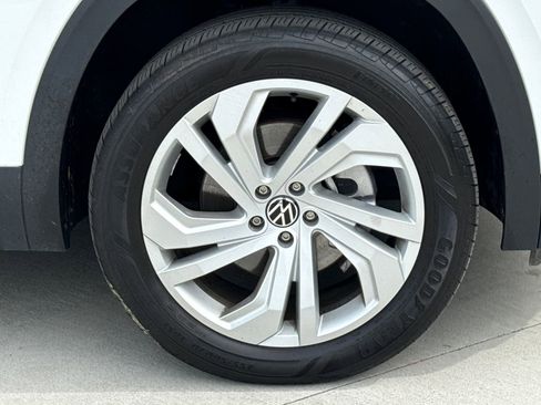 Used 2022 Volkswagen Atlas SE image 11