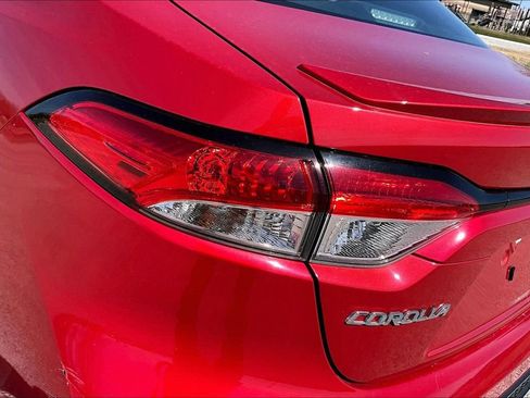 Used 2021 Toyota Corolla SE image 26
