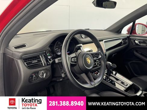 Used 2023 Porsche Macan Turbo AWD/4WD image 13