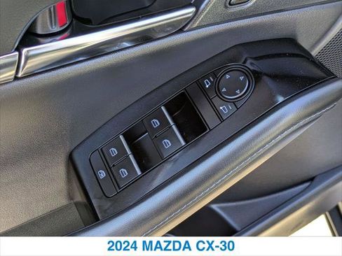Used 2024 MAZDA CX-30 AWD 2.5 S w/ Preferred Package image 13