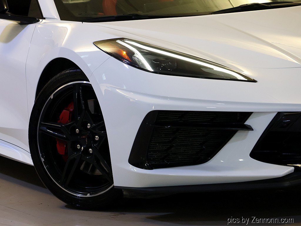 Used 2020 Chevrolet Corvette Stingray Premium Cpe w/ 3LT Preferred Equipment Group RWD image 3
