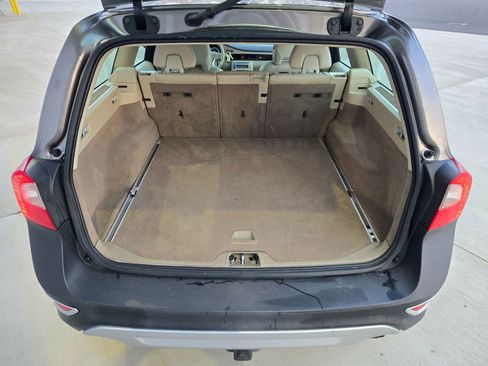 Used 2011 Volvo XC70 T6 image 15