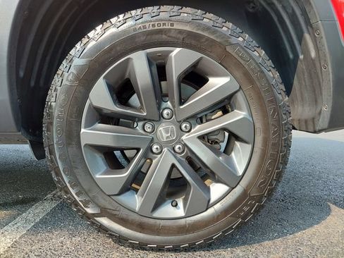 Used 2025 Honda Ridgeline Sport image 30