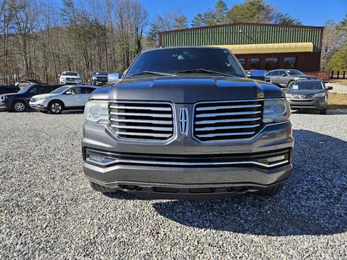 Used 2015 Lincoln Navigator 2WD image 3