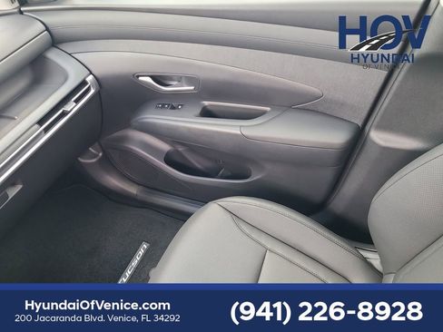 New 2025 Hyundai Tucson SEL image 9