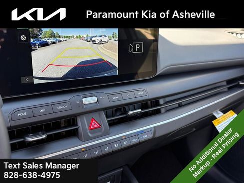 New 2025 Kia K4 LXS image 9