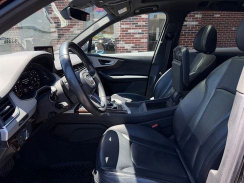 Used 2019 Audi Q7 2.0T Premium Plus w/ Premium Plus Package AWD/4WD image 19