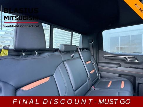 Used 2024 GMC Sierra 1500 AT4 w/ AT4 Preferred Package image 13