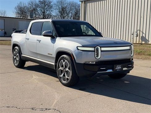 Used 2023 Rivian R1T Adventure image 1
