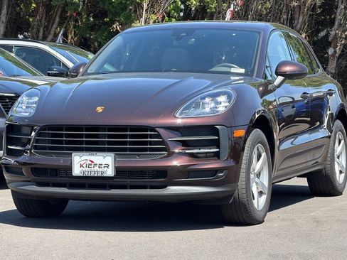 Used 2021 Porsche Macan AWD/4WD image 8