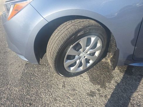 Used 2025 Toyota Corolla LE image 25