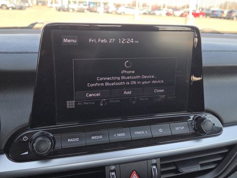 Used 2022 Kia Forte LXS image 28