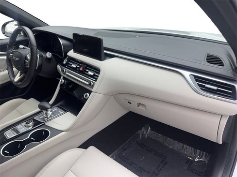 Used 2025 Genesis G70 2.5T image 52