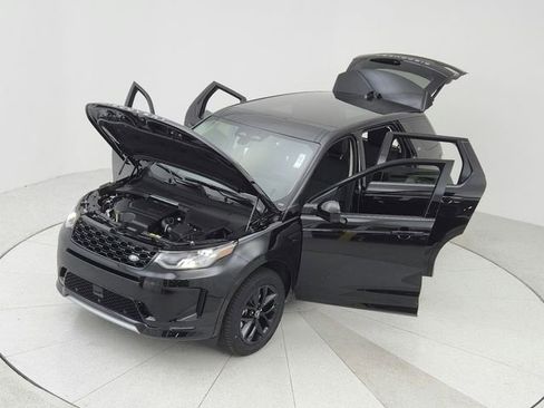 Certified 2025 Land Rover Discovery Sport S image 15
