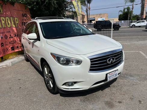 Used 2015 INFINITI QX60 FWD w/ Deluxe Touring Package image 3
