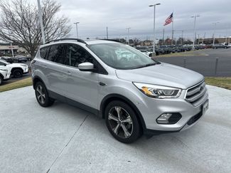 Used 2017 Ford Escape SE w/ SE Leather Comfort Package video 2