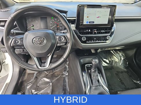 Used 2024 Toyota Corolla SE w/ SE Package FWD image 15