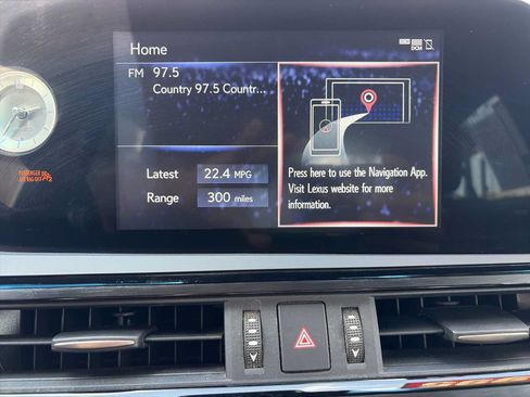 Used 2022 Lexus ES 350 w/ Luxury Package FWD image 12