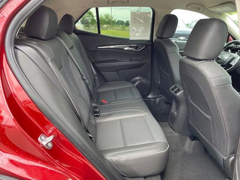 Used 2023 Buick Envision Essence AWD/4WD image 30