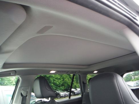 Used 2024 Toyota Grand Highlander AWD image 12