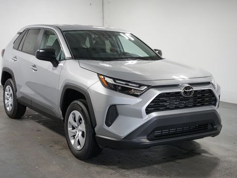 New 2025 Toyota RAV4 LE image 3