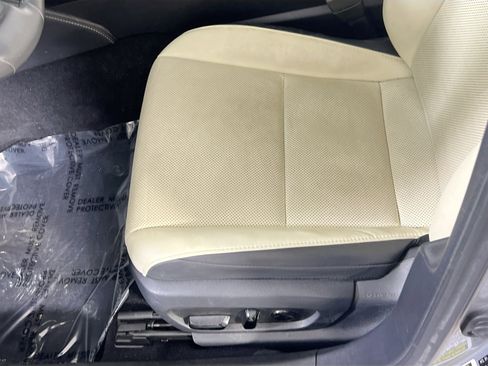 Used 2022 Lexus ES 250 w/ Premium Package image 19