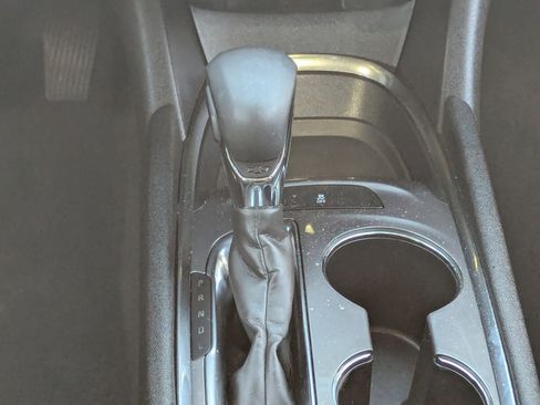 Used 2023 Chevrolet Malibu LT image 20