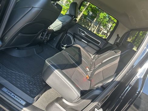 Used 2022 RAM 1500 Laramie AWD/4WD image 29