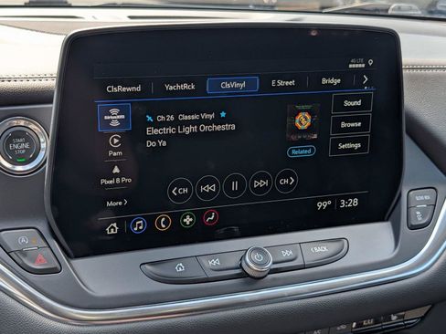 Used 2025 Chevrolet Blazer LT FWD image 16