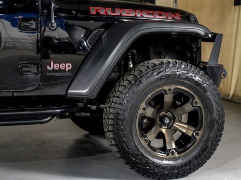 Used 2018 Jeep Wrangler Unlimited Rubicon w/ Dual Top Group image 7