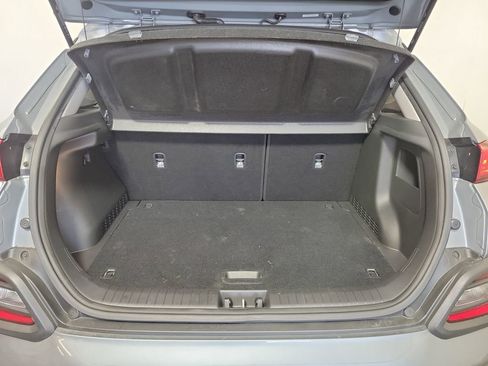 Used 2021 Hyundai Kona SE FWD image 22