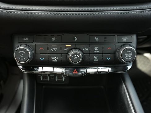 Used 2021 Dodge Durango GT AWD/4WD image 3