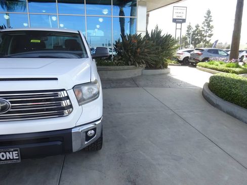 Used 2021 Toyota Tundra SR5 w/ Trail Edition AWD/4WD image 32