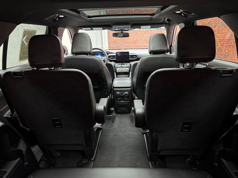 Used 2022 Ford Explorer ST-Line image 29