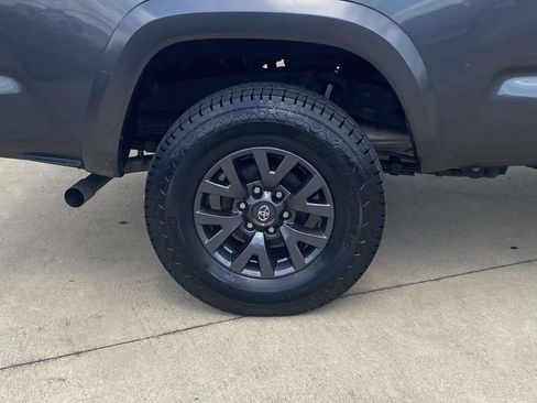 Used 2023 Toyota Tacoma SR5 RWD image 44