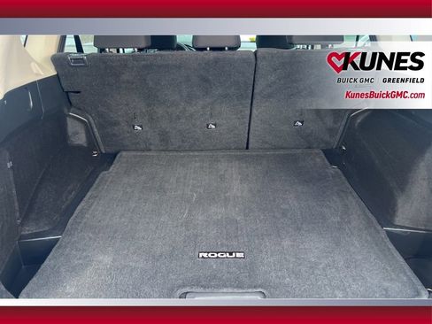 Used 2024 Nissan Rogue S image 35