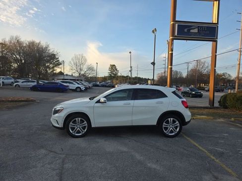 Used 2017 Mercedes-Benz GLA 250 4MATIC image 3