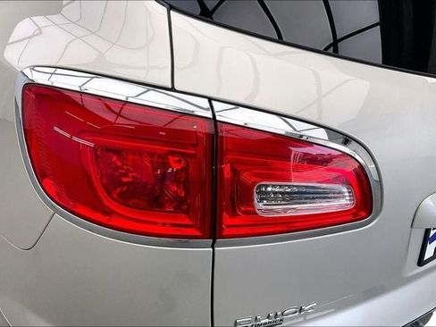Used 2016 Buick Enclave Leather FWD image 26