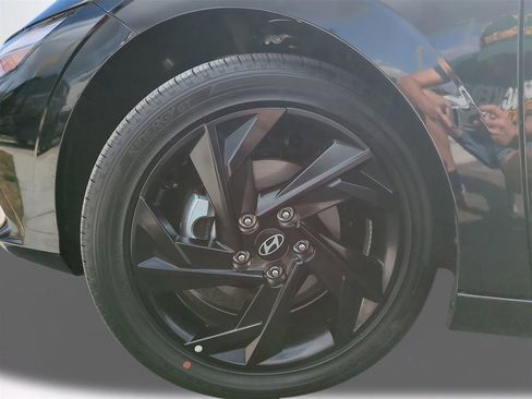 New 2026 Hyundai Elantra SEL Sport image 11