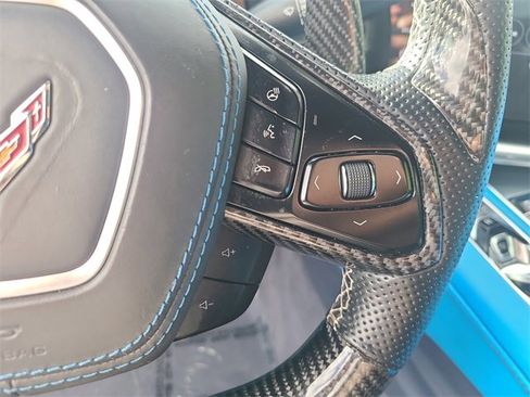 Used 2021 Chevrolet Corvette Stingray Premium Conv w/ Z51 Performance Package image 18