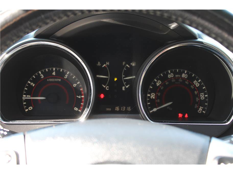 Used 2013 Toyota Highlander Limited AWD/4WD image 25