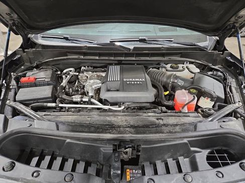 Used 2024 GMC Yukon XL Denali w/ Advanced Technology Package image 43